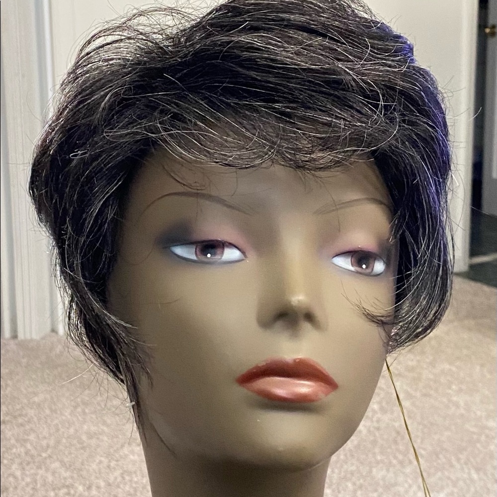 Whisper lite wig
